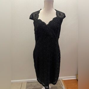 ROZ & Ali Womens Black Sequined Lace Short Sleeve V Neck Knee Length dress